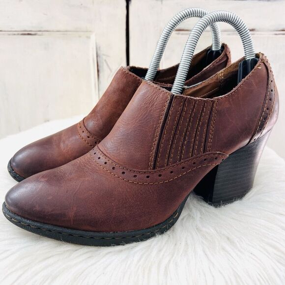 Boc Born Concept Brown Worn Distressed Leather Heeled Boots Booties Size 8.5 - Picture 1 of 11